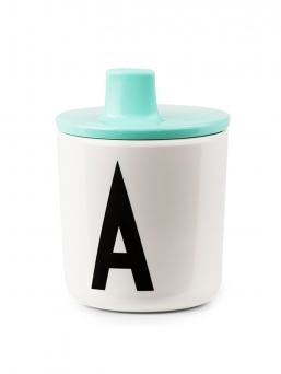 Design Letters lock till melamin kopp. Ett lock som ändrar Design Letters melamin koppen i en babyens mug.