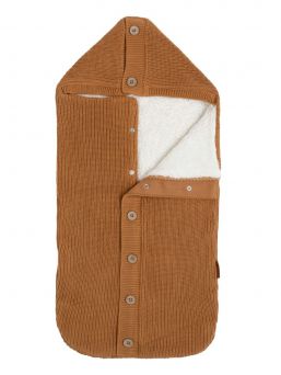 Stickad och teddyfodret i denna hållbara Baby´s Only åkpåse från Soul-kollektionen till vagnen i färgen varmt linne är gjord av 100% ekologisk bomull.