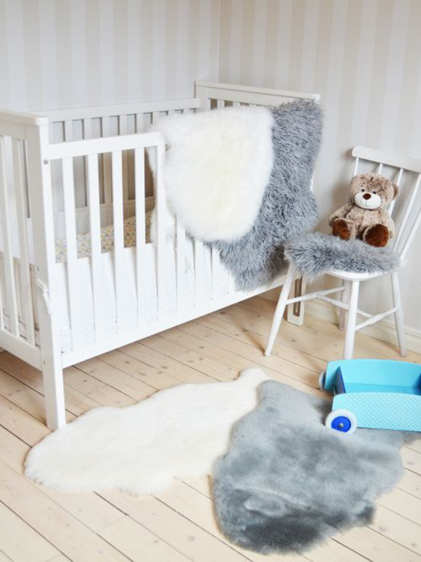 Skinnwille Babycare lammskinn för bebis (vit)