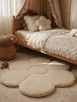 Lekmatta med prästkrageblomma för baby och barnrum