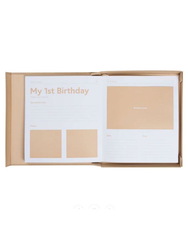 Design Letters - Babyns första bok - Beige
