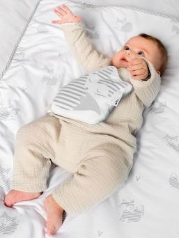 Snoogy värmekudde kan lindra symtomen på kolik. En lavendeldoftande värmekudde lugnar barnet och gör det lättare att somna.