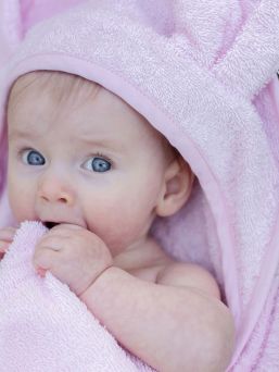 Handuk med huv för bebis, kanin rose