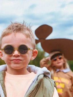 Ki ET LA Woam - solglasögon för baby 4-6 å, brown