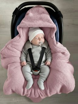 Varm filt i bouclé-stil för bilbarnstol – antique pink