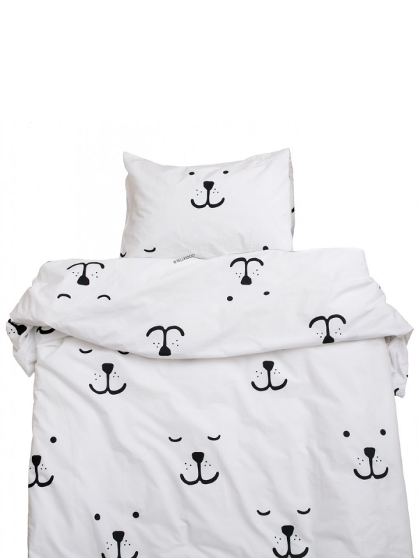 Mjuka tellkiddo sängkläder för barn. Björnmönster på båda sidor både på täcket och på örngottet.