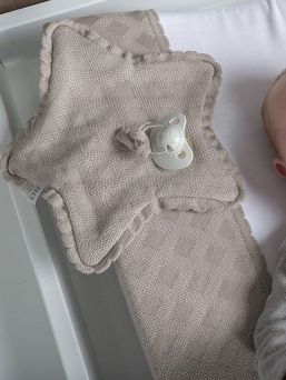 Baby’s Only Reef babyduk med napphållare, urban taupe