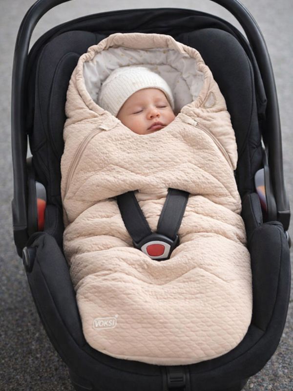 VOKSI - Breeze bilbarnstolsväska för barn 0-3å, Sand