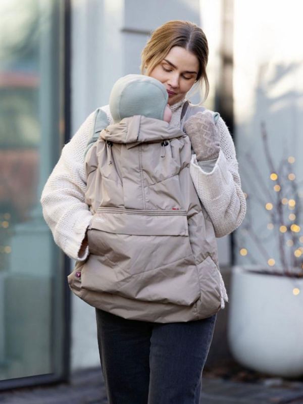 Voksi Carrier Cover – Varmt vindskydd för bärsele, Dark Sand