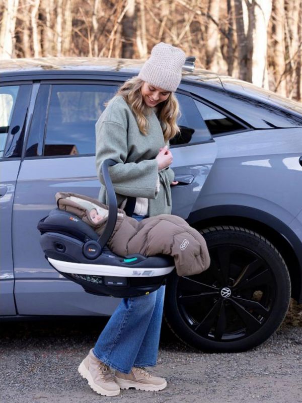 VOKSI - Move babys dunfotpåse, Walnut