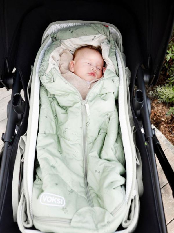 VOKSI - Sky Light lättviktssovsäck 0–4å, Misty Green