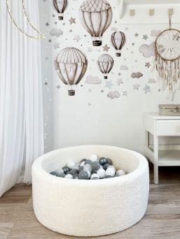 Mjuk bollhav + bollar (valfri färg), Boucle White