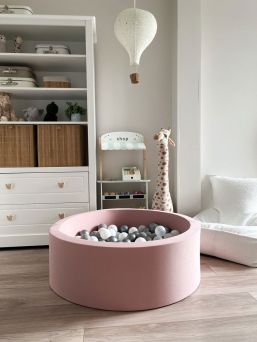 Mjuk bollhav + bollar (valfri färg), powder rose