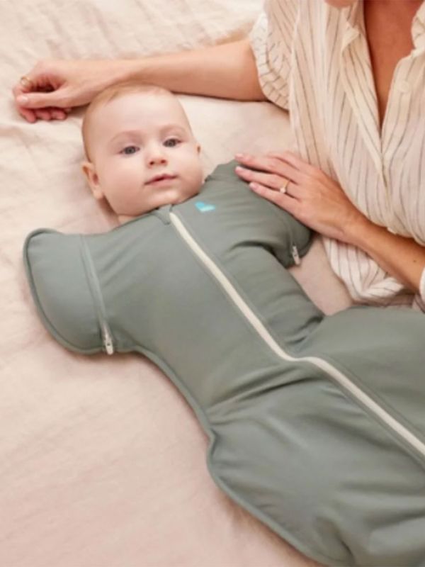LOVE TO DREAM Swaddle Up Blöjpåse 50/50 (TOG 1.0) - Mörk Olivgrön